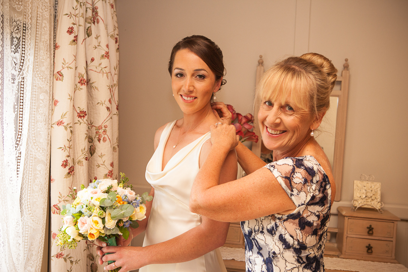 Bridal Prepartions with Mother of the bride at Adelaide Hills Country Cottages